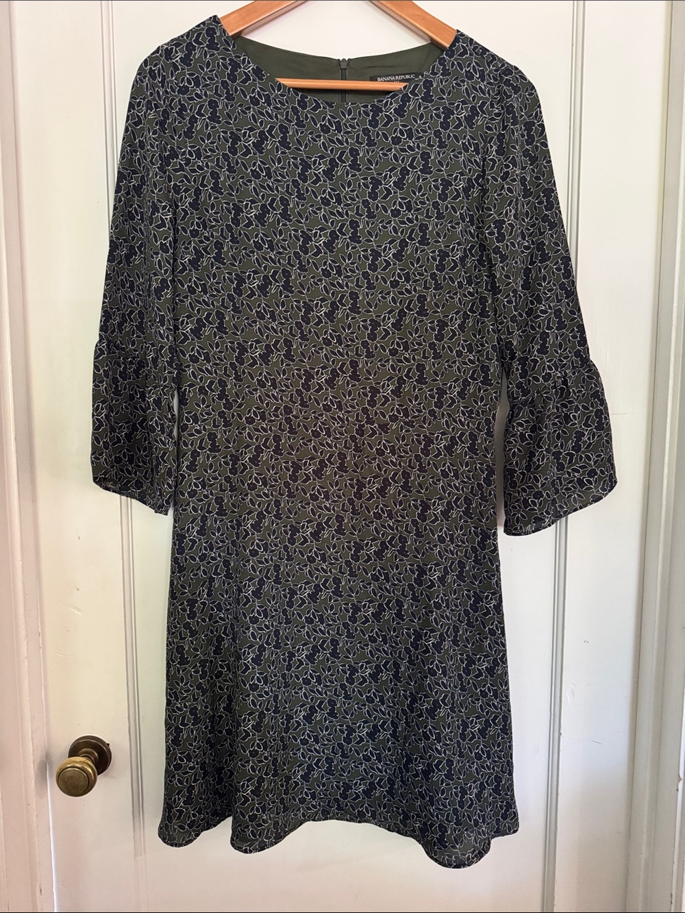 Banana Republic Navy & Olive Floral Long-Sleeve Dress